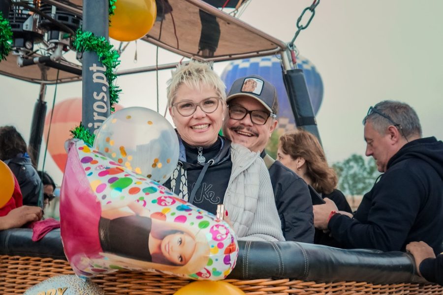Luxury Private Balloon Ride with Royal Breakfast in the Sky